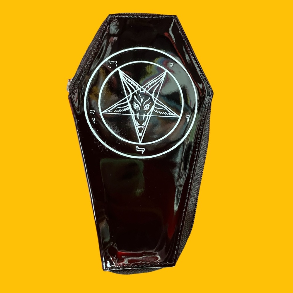 Pentagram coffin shaped wallet
